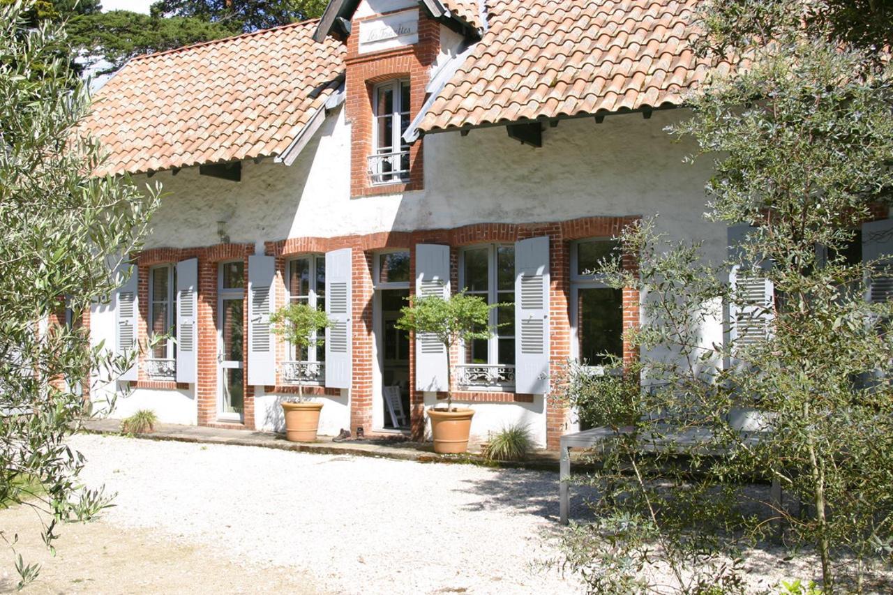 Villa Traditionnelle Pour 8 - 550M De La Plage ノワールムーティエ エクステリア 写真